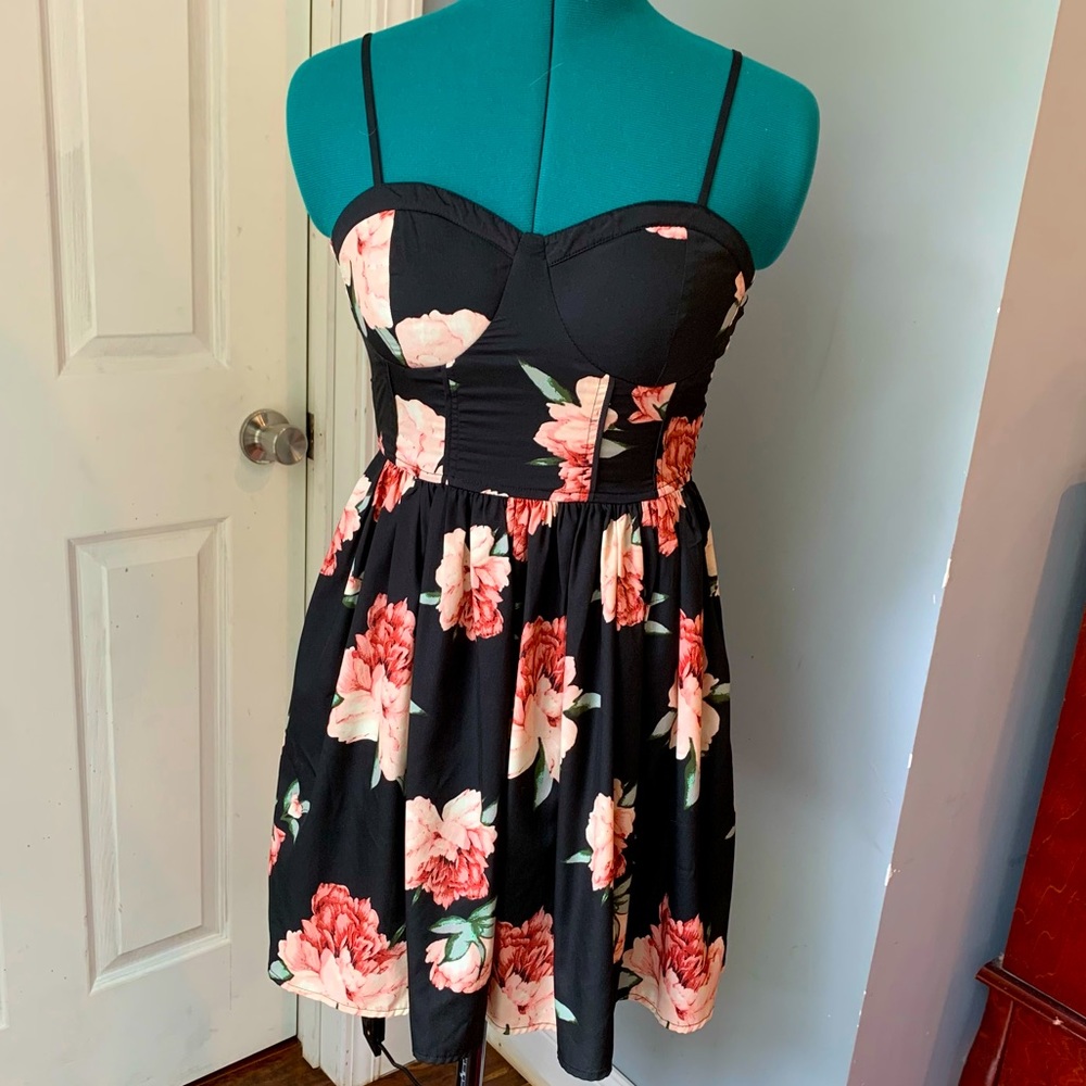Semi- Formal, Floral Dress!